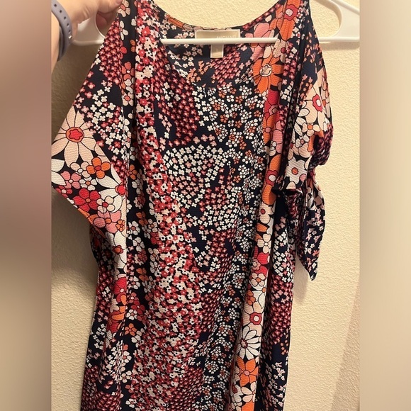 Michael by Michael Kors Floral Printed Split Sleeve Tie Blouse - Picture 4 of 9